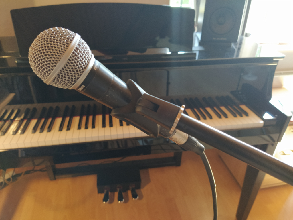 Recording equipment as part of singing lessons